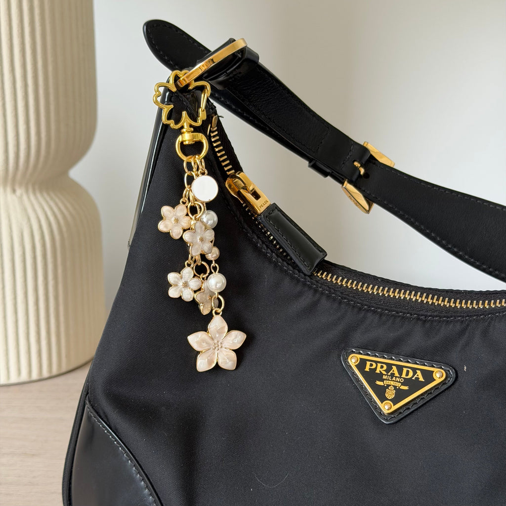 Daisy Springs Bag Charm